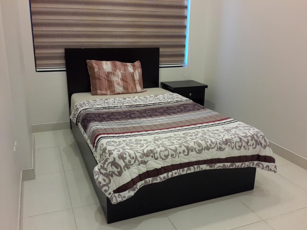 Golden Rose Luxury Suites  Manama Extérieur photo