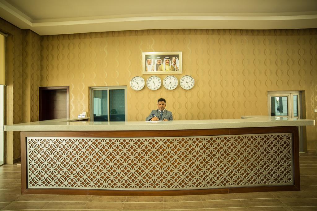 Golden Rose Luxury Suites  Manama Extérieur photo