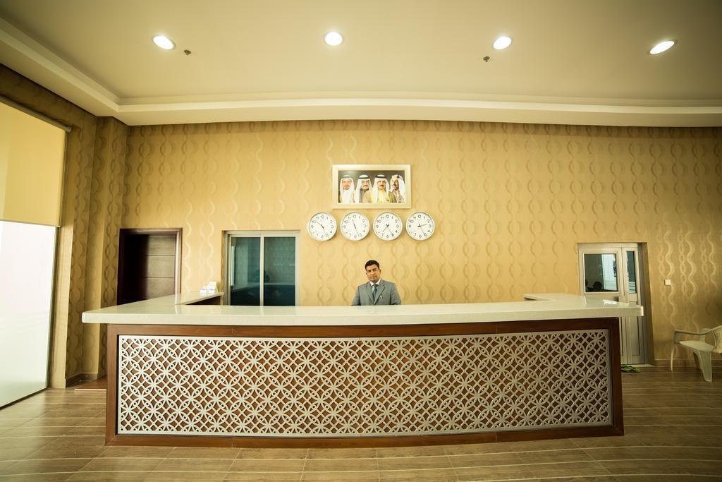 Golden Rose Luxury Suites  Manama Extérieur photo