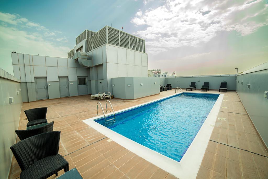 Golden Rose Luxury Suites  Manama Extérieur photo
