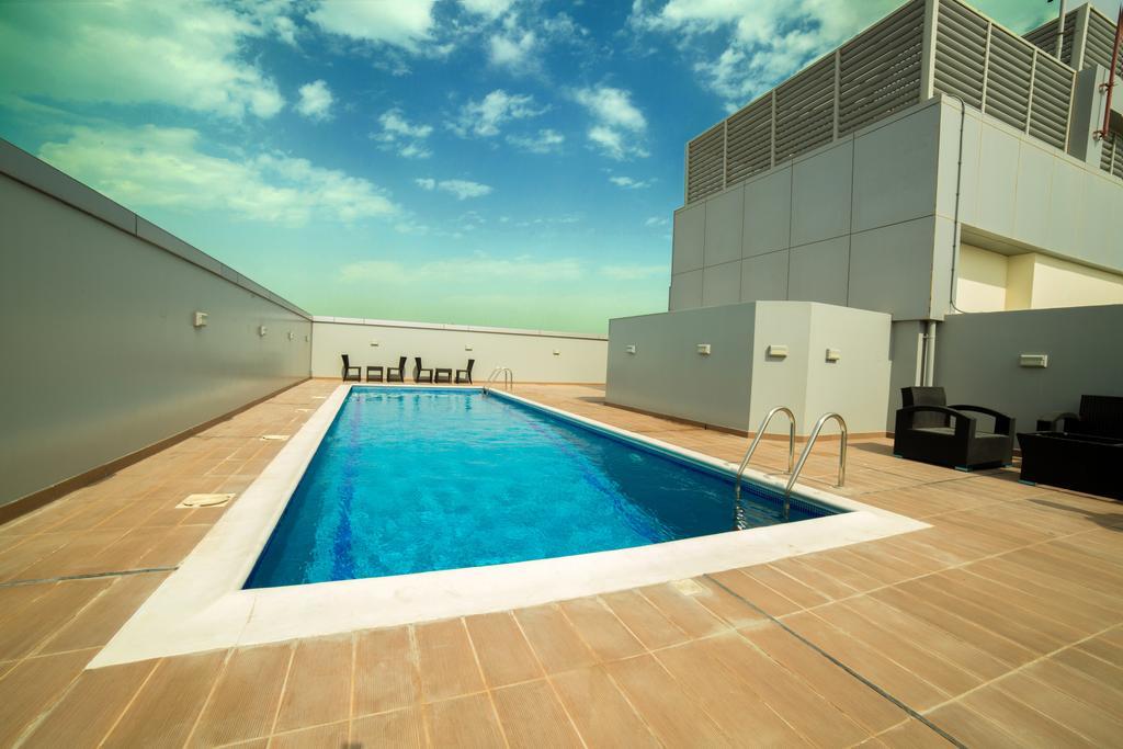 Golden Rose Luxury Suites  Manama Extérieur photo